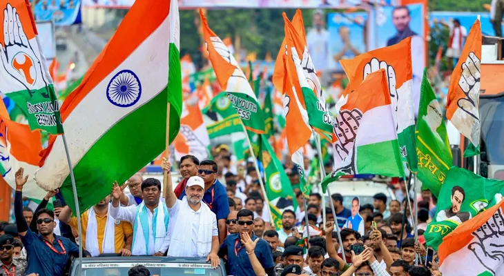 এসআইআরের মাধ্যমে বিহারে ভোট চুরি করতে চাইছে নির্বাচন কমিশন, তোপ রাহুল গান্ধীর