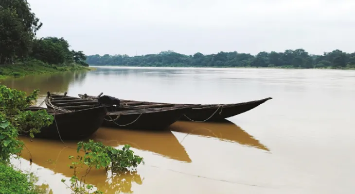 দিনে ৫২ হাজার কিউসেক হারে জল ছাড়ছে ডিভিসি, বিপদসীমার উপর বইছে রূপনারায়ণ ফের বানভাসির শঙ্কা আরামবাগে