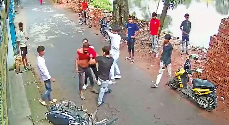 বেলঘরিয়ায় আঁকার শিক্ষককে মারধরে গ্রেপ্তার মূল অভিযুক্ত