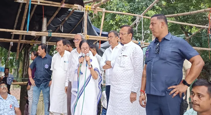 সেনার বিরুদ্ধে ক্ষোভ নেই: মমতা