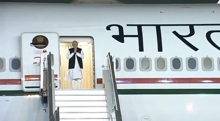 জাপান ও চীন সফর শেষে দেশে ফিরলেন প্রধানমন্ত্রী নরেন্দ্র মোদি