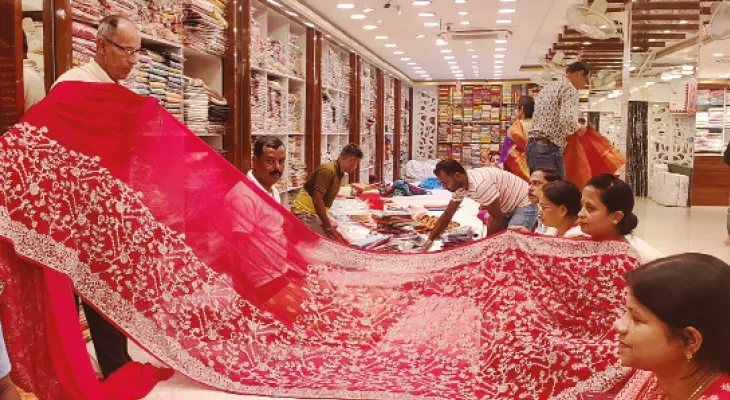 বাজারে হিট সুরাট, বেঙ্গালুরুর মাসরু কাতান-খাড্ডি-জিমিচু