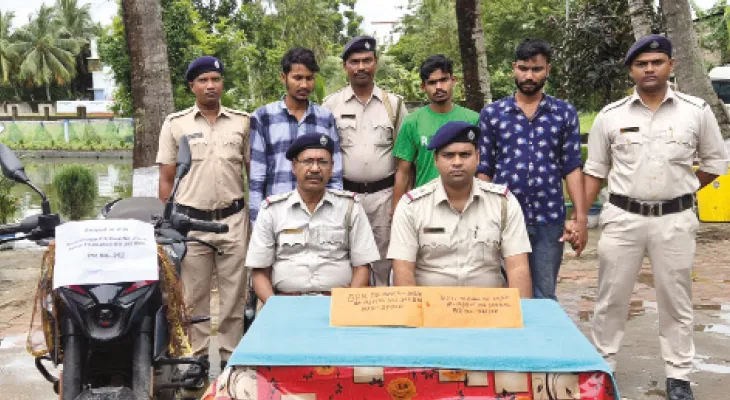 ধৃত বিজেপির মণ্ডল সভাপতির ভাইয়ের জিম্মা থেকে বাইক, সোনার গয়না উদ্ধার
