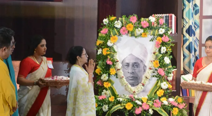 অযোগ্যরা হয়তো শিক্ষক হতে পারবেন না, তাঁরা যাতে অন্তত গ্রুপ সি-র চাকরি পান, তার ব্যবস্থা করছি: মুখ্যমন্ত্রী