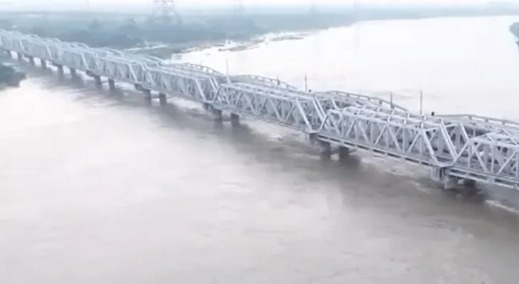 দিল্লিতে এখনও বিপদসীমার উপর দিয়ে বইছে যমুনা, জলমগ্ন একাধিক এলাকা