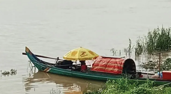 মেকং নদীর পাড়ে