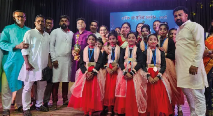 সদর পশ্চিম চক্রের অনুষ্ঠানে মুখরিত রবীন্দ্রসদন প্রেক্ষাগৃহ