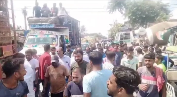 শাসনে পথ অবরোধকে কেন্দ্র করে চাঞ্চল্য ছড়াল