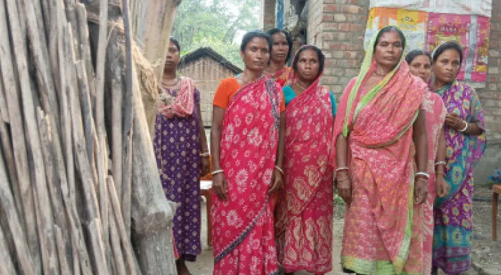 লাশের অপেক্ষায় রাত জেগে কাশীপুর, বাড়ির ধ্বংসস্তূপে পিউর পুতুল খুঁজে চলেছেন জেঠু রবীন্দ্র