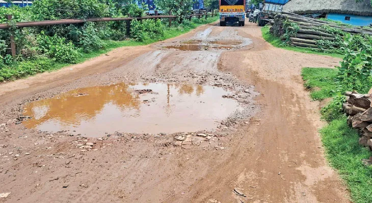 পুজোর আগেই হুগলি-আরামবাগে হবে বেহাল গ্রামীণ রাস্তার সংস্কার
