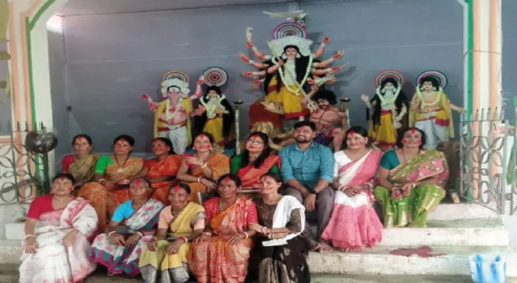 রাজবংশী বধূর বেশেই উমা আসেন তিস্তাপাড়ে, আড়াইপাক লাঙল ঘোরার পরই হয় বিসর্জন