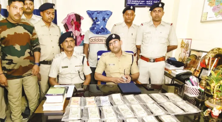 বারুইপুরে ব্যাগ ছিনতাইয়ে ধৃত দুই, উদ্ধার সাড়ে নয় লক্ষ টাকা