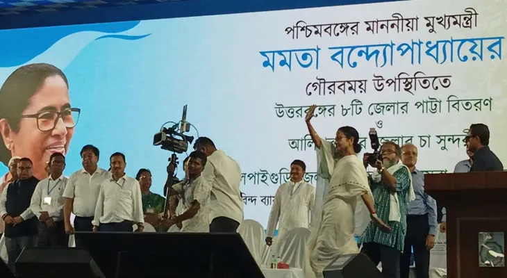 এবার বিশ্বকর্মা পুজোয় ছুটি  ঘোষণা মুখ্যমন্ত্রীর