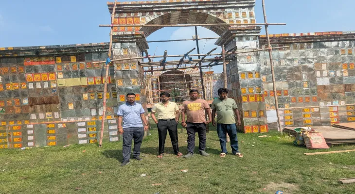 নসিরহাট হরিহরপুরে পুজোর থিম ‘ভালোবাসা আলাদিন’