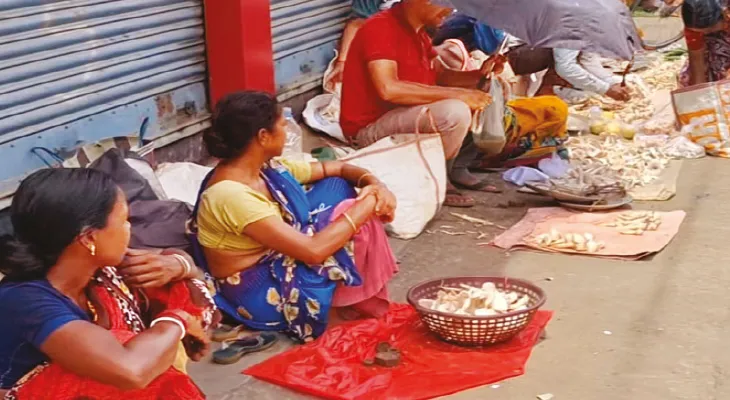 ৭০০ থেকে হাজার টাকা কেজিতে বিক্রি হচ্ছে দুগ্গা ও কাড়ান ছাতু