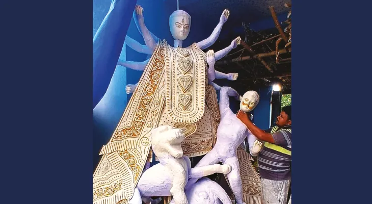 বনকাপাশির শোলার দুর্গা পাড়ি দেবে উত্তরবঙ্গে