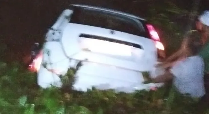 গতকাল মধ্যরাতে কোচবিহারে পথ দুর্ঘটনায় চার জনের মৃত্যু হয়েছে