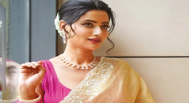 পুজোয় ছুটি পেলে বেড়াতে যাব