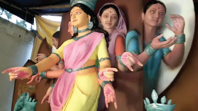 দীপশিখা নেই! ইচ্ছের অপমৃত্যু রোধে পুজোর থিম ‘ইচ্ছেশক্তি’, হরেক ভাবনার সমাহার তমলুক গ্রামীণে