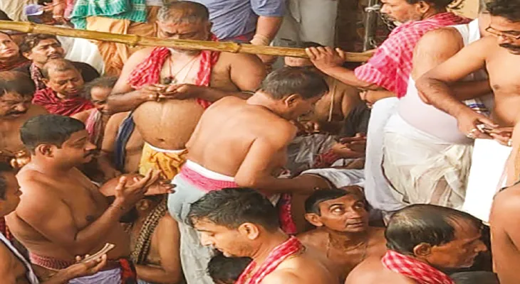 দুর্ঘটনা এড়াতে নবদ্বীপের গঙ্গার ঘাটগুলিতে সচেতনতামূলক ব্যবস্থা