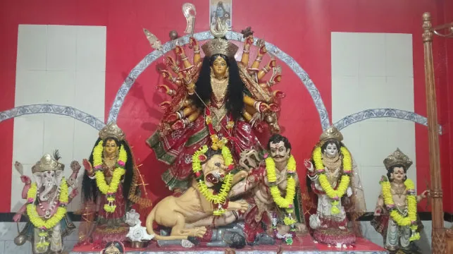 বাইশগুড়িতে আজ থেকে অষ্টাদশভুজা দুর্গাপুজো শুরু