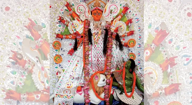বলি বন্ধ করতে হাড়িকাঠে মাথা ঢুকিয়েছিলেন সন্ন্যাসী, নওদার মুখোপাধ্যায় বাড়ি