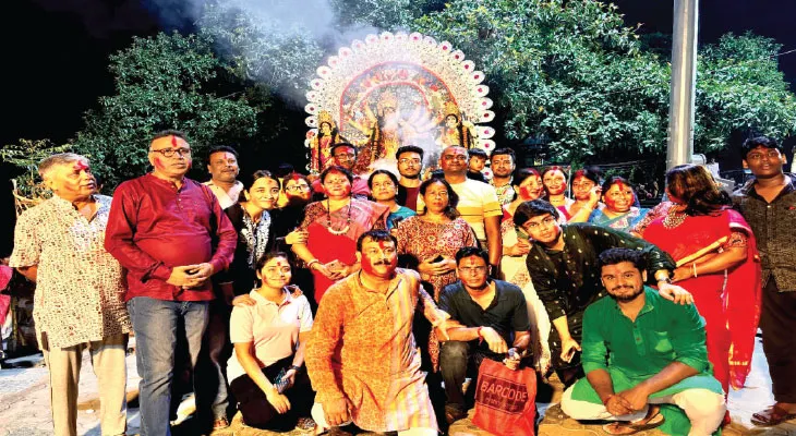 ভট্টাচার্য বাড়িতে তালপাতায় মোষের রক্ত দিয়ে লেখা পুঁথি ধরে হতো পুজো