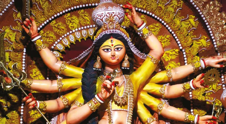নারী শক্তি-যাযাবর-ভ্রূণ, থিমের বাহার ফলতায়
