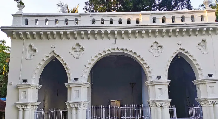 গুঞ্জবাড়িতে তৈরি হচ্ছে কাঠামিয়া মন্দিরের প্রতিমা