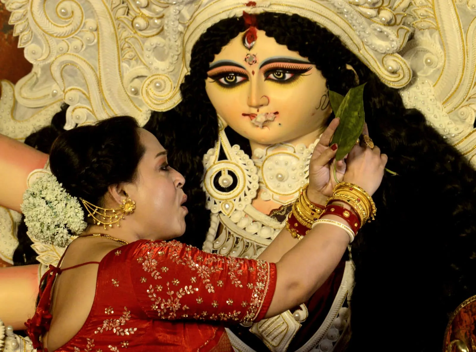 মুদিয়ালিতে দেবীবরণ