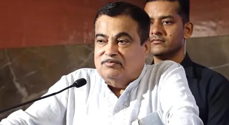 নাগপুরে বক্তব্য রাখছেন কেন্দ্রীয় মন্ত্রী নীতীন গাদকারি