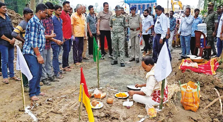 ভাবাদিঘিতে ভূমিপুজো করে কাজ শুরু রেলের