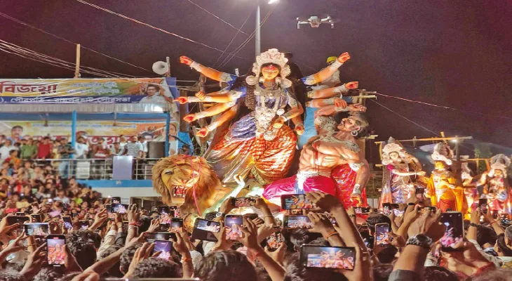 বিসর্জনের শোভাযাত্রায় মারপিট তারাপীঠে ধৃত পঞ্চায়েত প্রধানের স্বামী সহ ৫