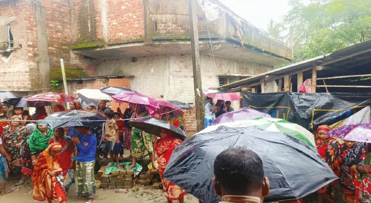 কুলপিতে বাড়ি থেকে উদ্ধার মা ও ছেলের রক্তাক্ত দেহ, গ্রেফতার দুই