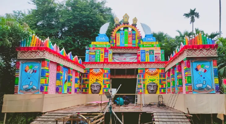 নিম্নচাপের রাতভর বৃষ্টির জের, বিপাকে হলদিয়ার লক্ষ্মীগ্রামের পুজো উদ্যোক্তারা