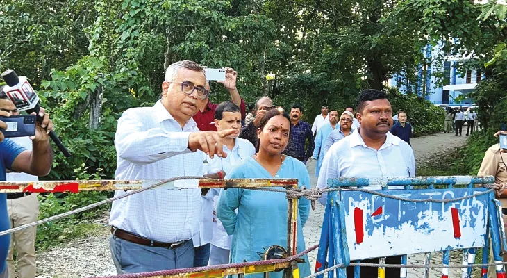 জলদাপাড়ায় পরিদর্শনে এলেন বনমন্ত্রী বীরবাহা হাঁসদা