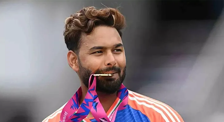 মাঠে ফেরার অপেক্ষায় ঋষভ