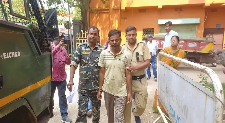 যৌন নির্যাতন: ধৃত বড়গড়িয়া হাইস্কুলের সেই প্রধান শিক্ষক