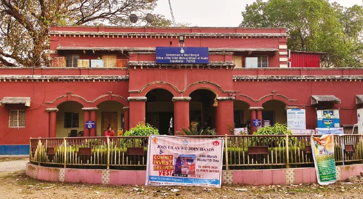 জলমগ্ন এলাকায় পেটের রোগ ছড়ানোর আশঙ্কা, একাধিক ব্যবস্থা স্বাস্থ্যদপ্তরের