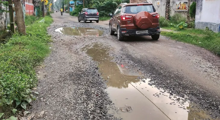 অবশেষে কুপার্সের বেহাল রাস্তা সংস্কারে বরাদ্দ দেড় কোটি টাকা