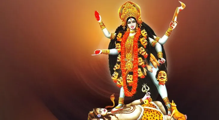 মুসলিম পুলিশ কর্তাকে কালীর স্বপ্নাদেশেই চরণপাহাড়ি মন্দিরে শুরু শক্তির আরাধনা
