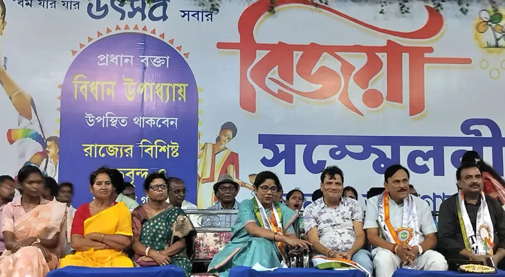 বারাবনি ব্লক তৃণমূল কংগ্রেসের বিজয়া সম্মিলনিতে মন্ত্রী শশী পাঁজা