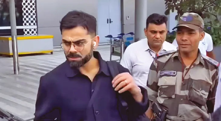 দেশে ফিরলেন কোহলি, আজ যাবেন অস্ট্রেলিয়ায়