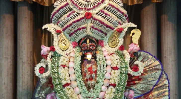 মন্দির থেকে বিতাড়িত হয়ে দেবী বামেশ্বরীর প্রতিষ্ঠা করেছিলেন নিচু জাতের রতন বারুই