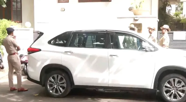কর্ণাটকের মন্ত্রী প্রিয়াঙ্ক খাড়্গের বাসভবনের বাইরে নিরাপত্তা বাড়ানো হল