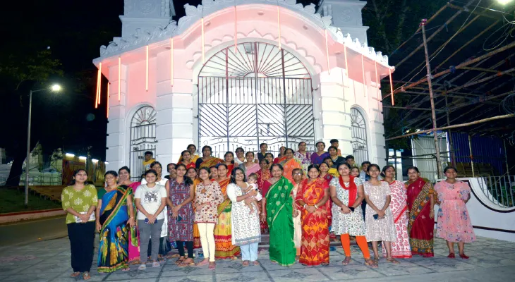 গোয়ার বিড়লা রাধাকৃষ্ণ মন্দিরের আদলে মণ্ডপ জাগরণী সংঘের