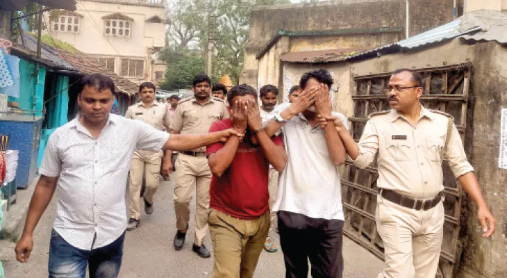 উলুবেড়িয়ায় বহুজাতিক সংস্থার ২৫ টন টিএমটি বার চুরি, পুলিশের জালে পাঁচ