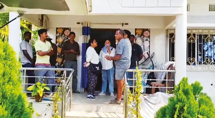 অবসরপ্রাপ্ত সেনাকর্মীকে খুন, কম্বল চাপা আধপোড়া দেহ উদ্ধার বাথরুমে