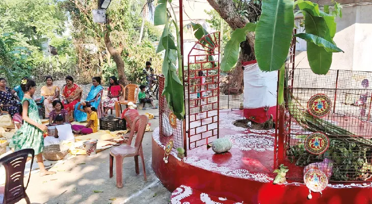 মেদিনীপুর শহরের লালদিঘির পাশে গোপনে কালীপুজো করতেন বিপ্লবীরা