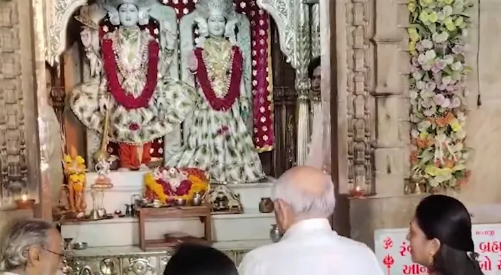 গুজরাতি নববর্ষ উপলক্ষ্যে গান্ধীনগরের পঞ্চদেব মন্দিরে গেলেন মুখ্যমন্ত্রী ভূপেন্দ্র প্যাটেল